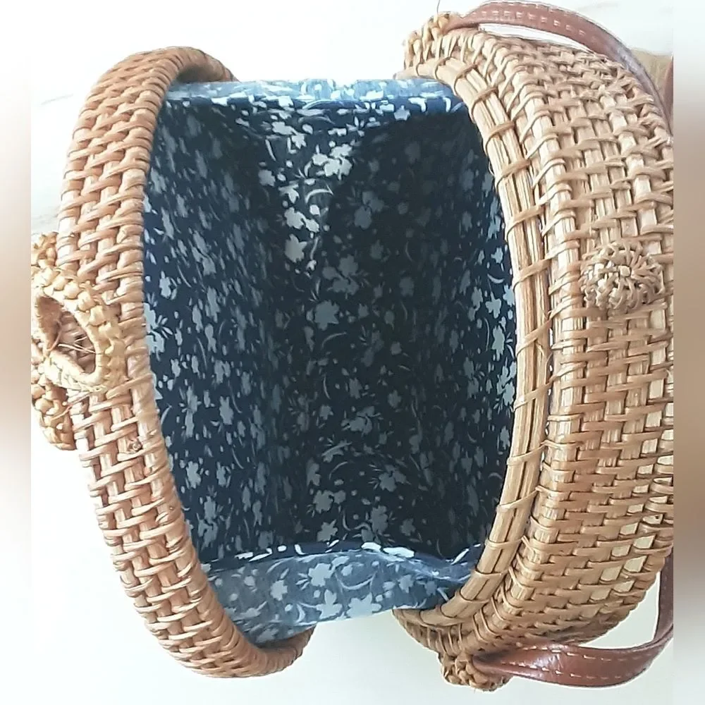 SAVANNAH Natural Fiber Rattan Round Woven Caramel Crossbody Bag NWT